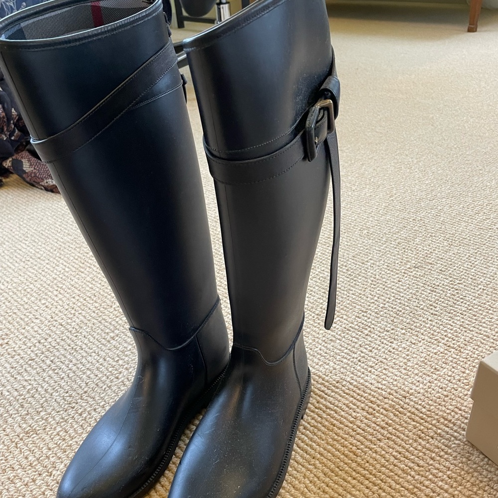 Burberry Riding Rainboot with Belt
